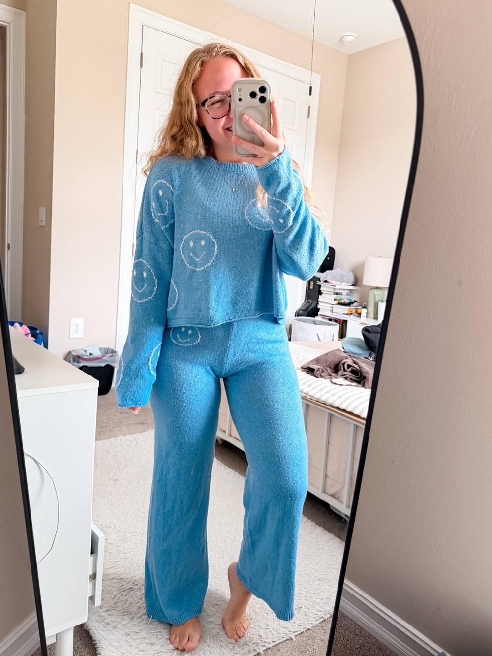 moon & madison Blue Smiley Knit Lounge Set